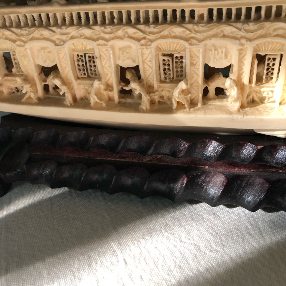 Vintage Chinese Carved Boat - Picture 4 of 11